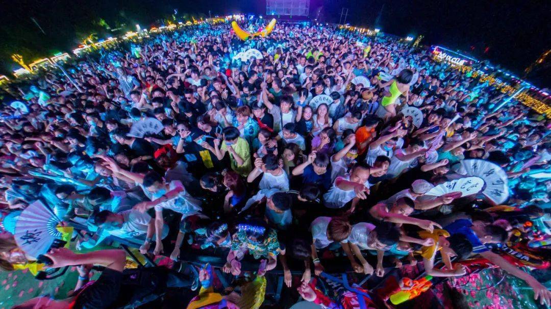 云台山彩浆泼水电音节进入倒计时!_玩法_音乐_山野