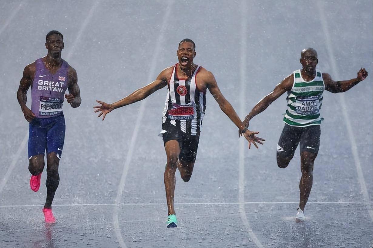 英国博尔特倾盆大雨中飚出10秒03 成世锦赛新飞人有力争夺者_休斯