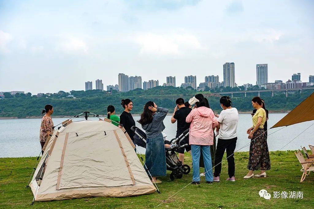 如果可以,我想帶你去湘江邊看看_大自然_帳篷_生活