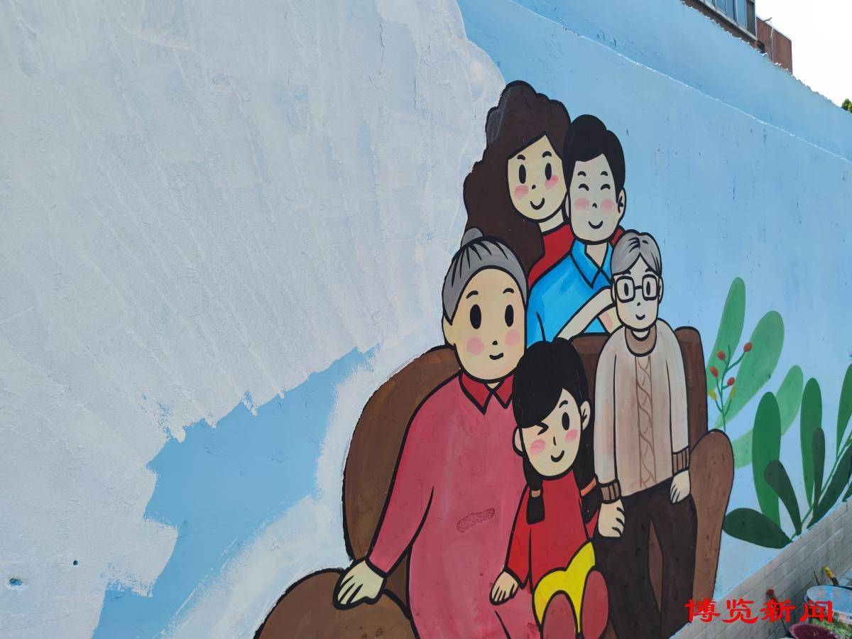 张店:墙面彩绘 背街小巷换新颜_淄博_墙体_城市