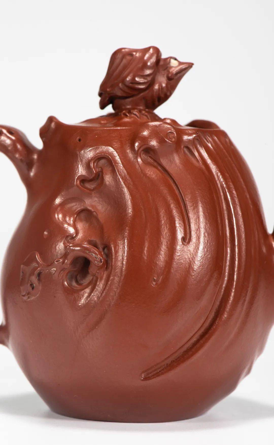 殷俊峰中国紫砂优秀中青年陶艺家1999年创办"紫合阁-大红袍研创工作室