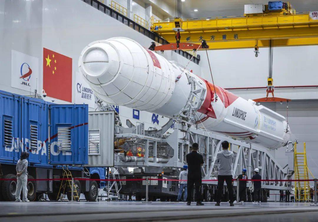 "土生土长"亦庄箭→朱雀二号遥二液氧甲烷运载火箭发射成功_航天_发射