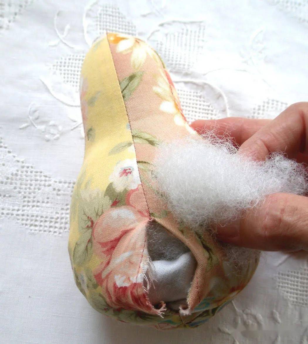 剪几块相同图案的小碎布,拼起来大家都忍不住模仿,实在太美了!