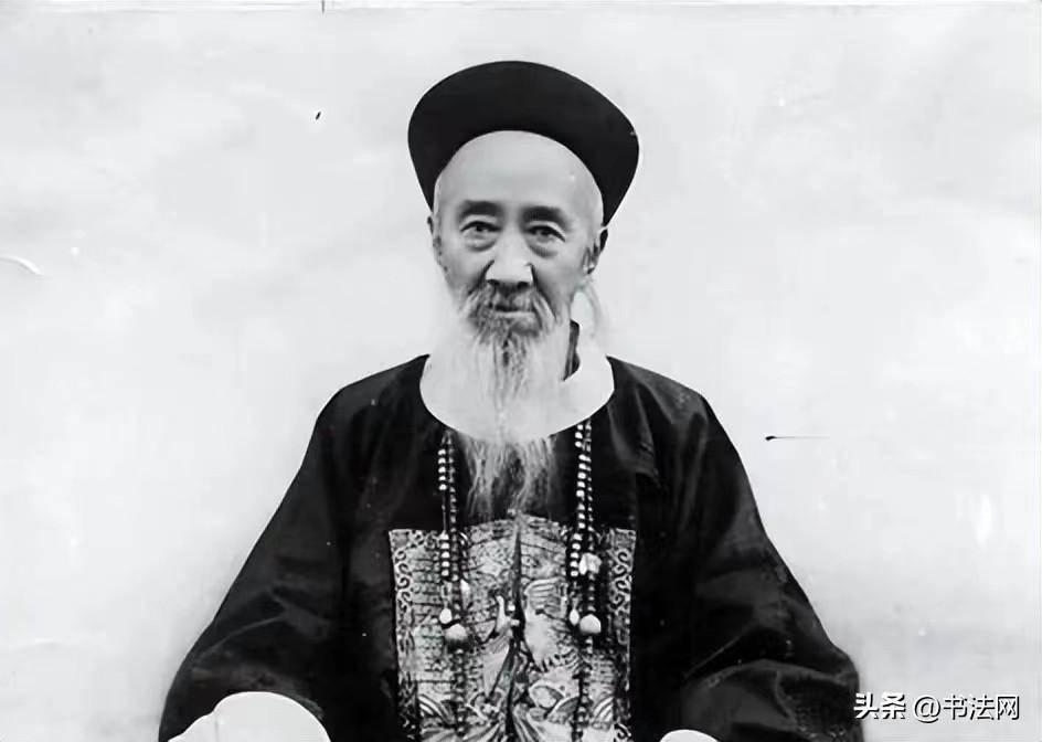 他是晚清名臣,创办武汉大学,书法也是一流,网友:完胜李鸿章!_张之洞_评价_左宗棠