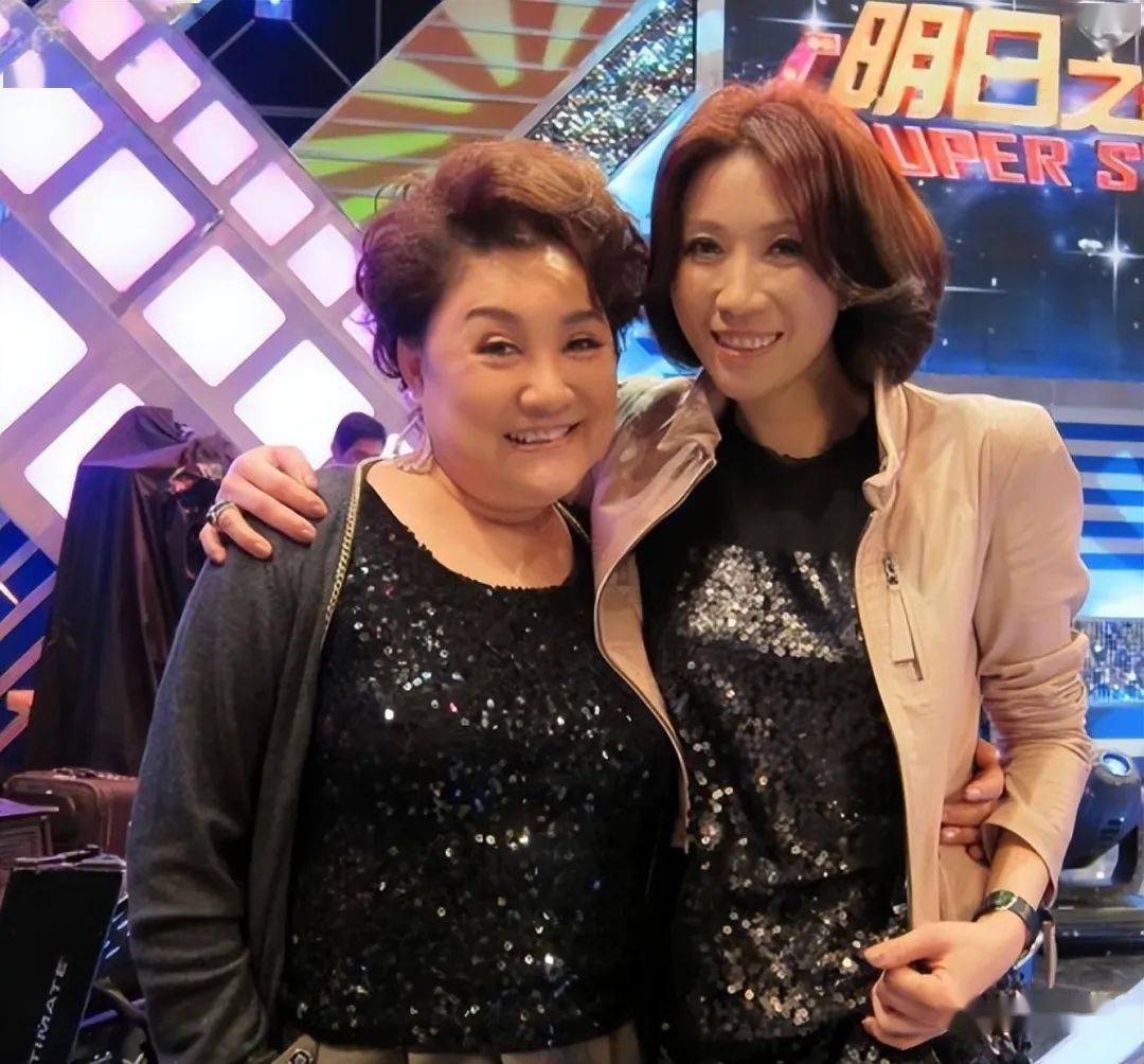 教唆亲姐伪造签名,欠63万获判3年_还款_妹妹_担保人