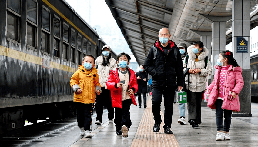 7月20日起，儿童乘火车须携带有效身份证件
