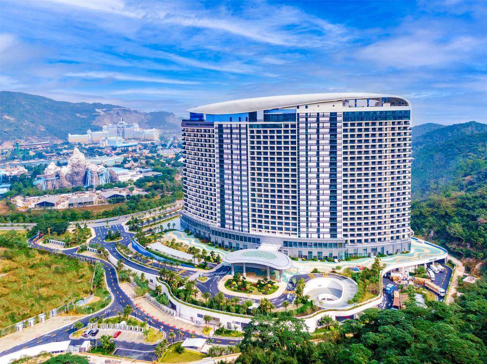 珠海:长隆飞船酒店迎来首批住客