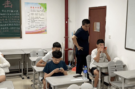 省体育局开展公开招聘优秀运动员反兴奋剂摸底考试