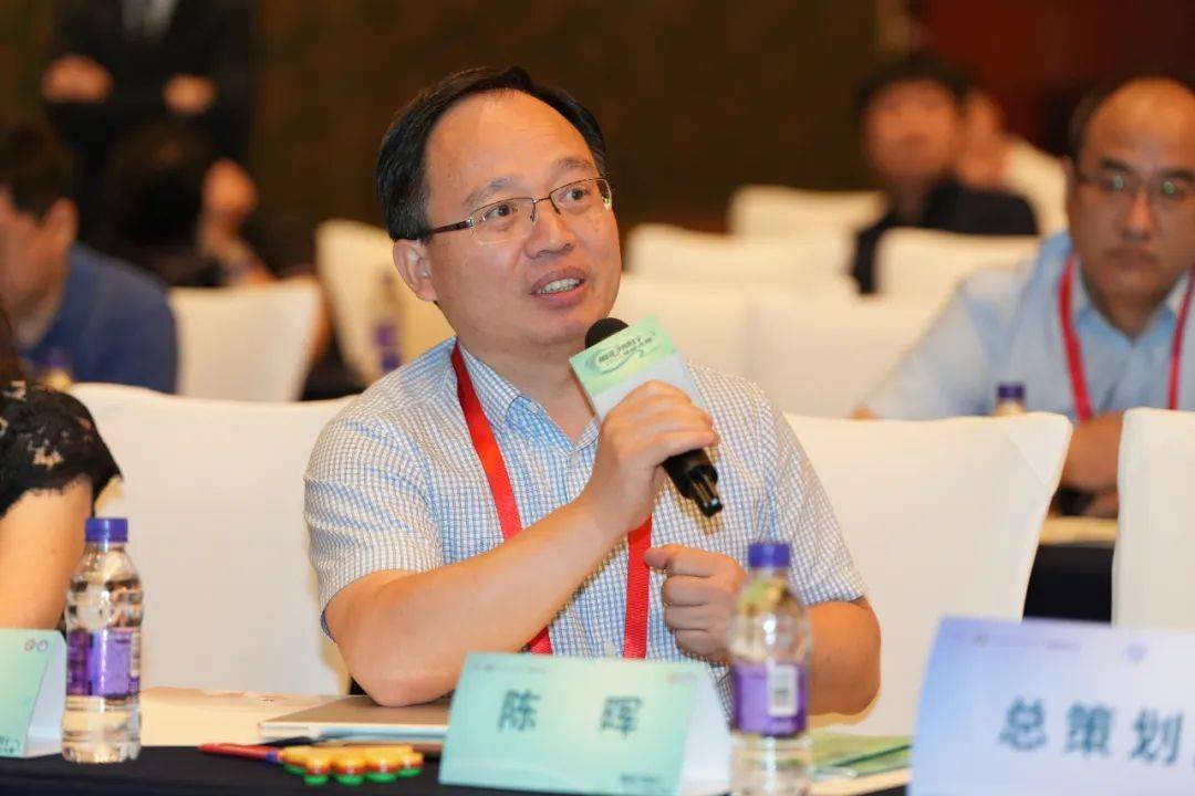 本病例中的诸多细节同样引起了现场评委专家们的关注,柴大军教授,李妍