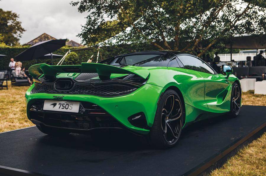 迈凯伦 750s 实车亮相:"零百"仅需 2.