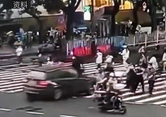 广州宝马撞人案二审宣判，维持死刑判决，真是大快人心！