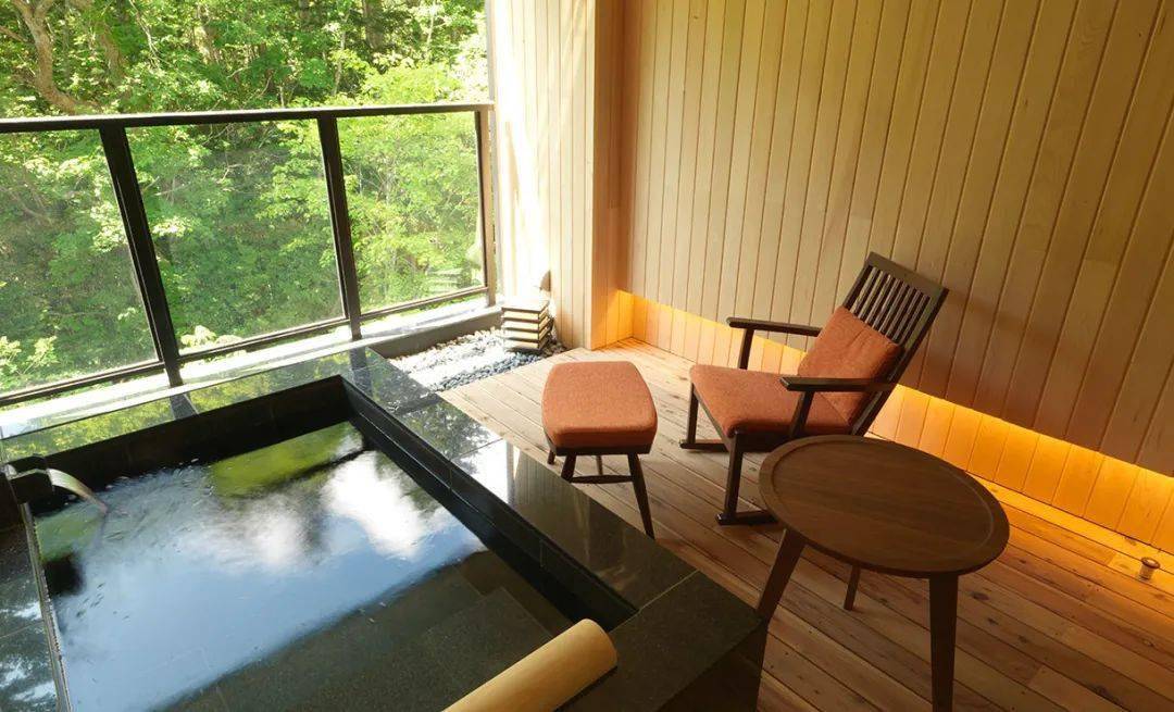 二世谷昆布温泉鹤雅别墅杢之宿|天然溪流旁的日式侘寂风酒店_客房