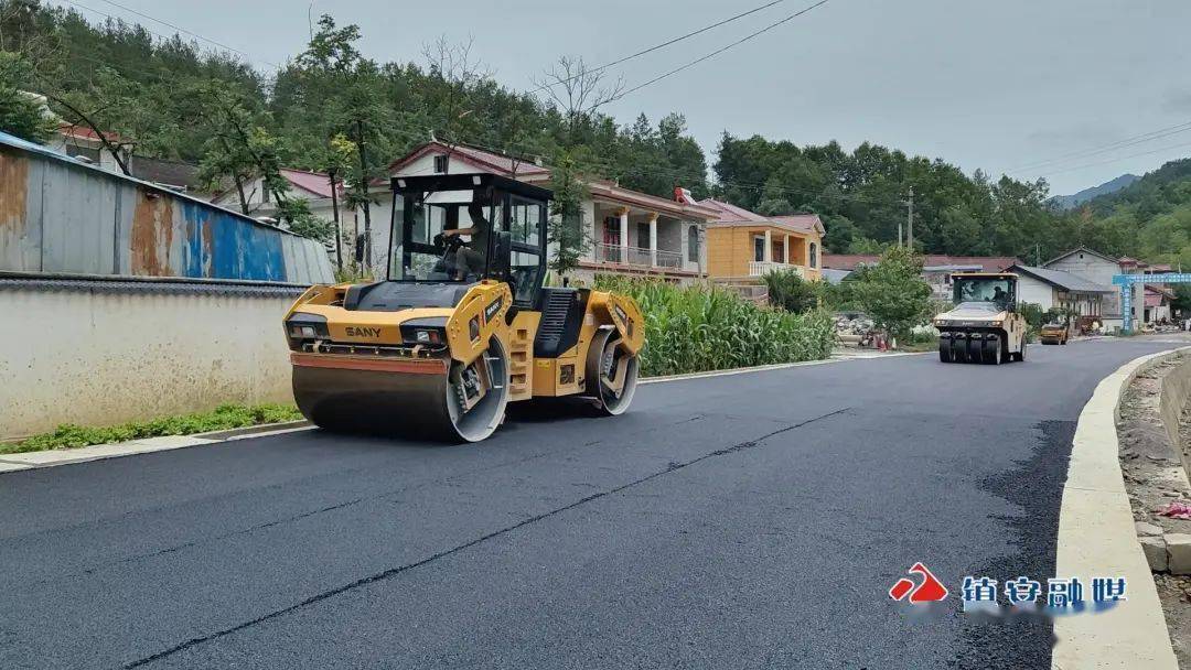镇安345国道界河至铁厂改建项目一期进入路面沥青铺设阶段_建设_全长