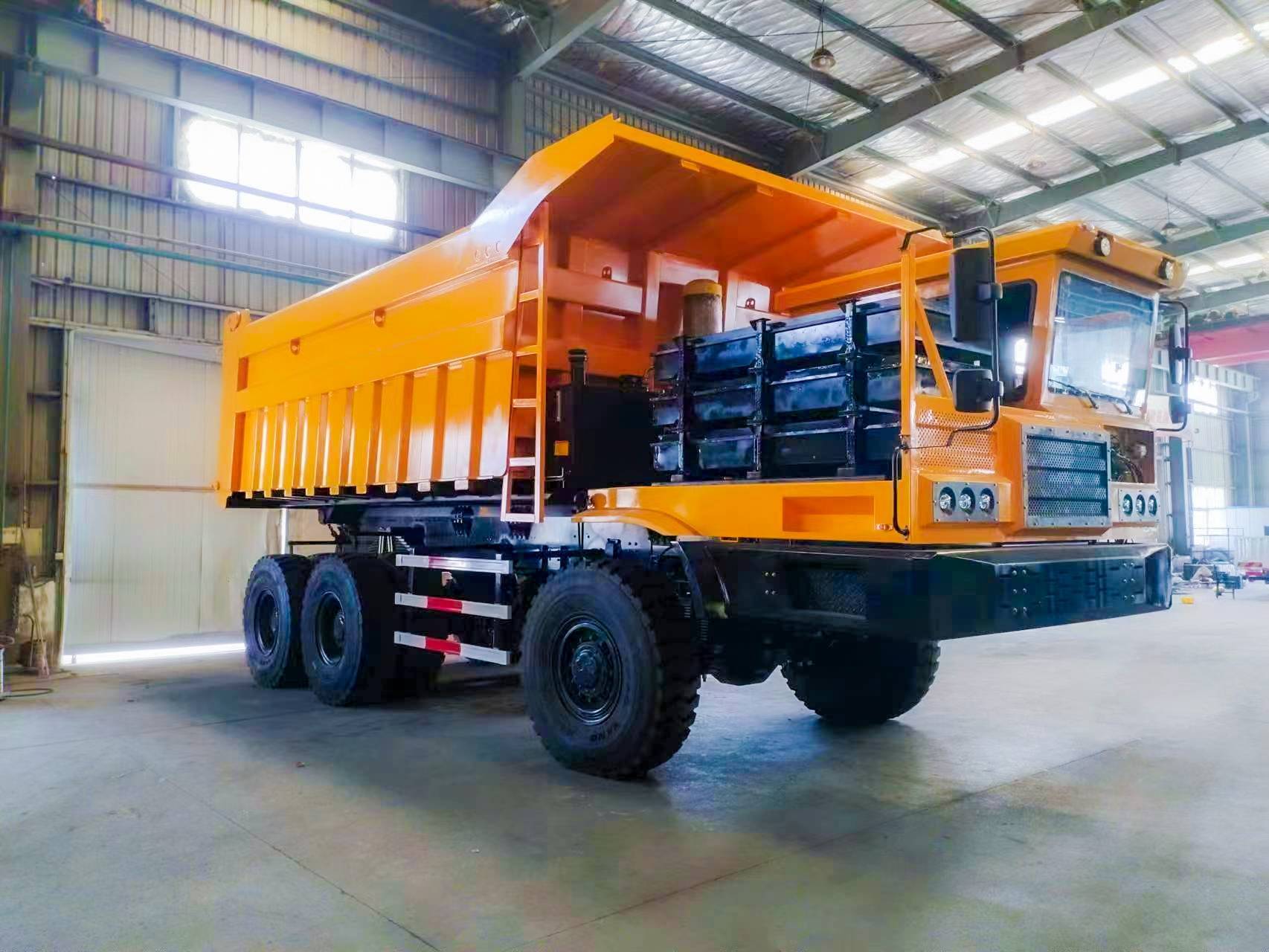 国内首款纯电全驱重型矿山自卸车在十堰下线_搜狐汽车_搜狐网