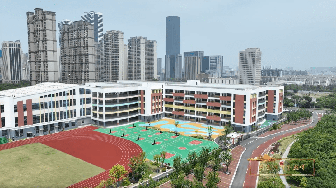 泰州市区两所公办学校传来消息……_建设_教室_工程