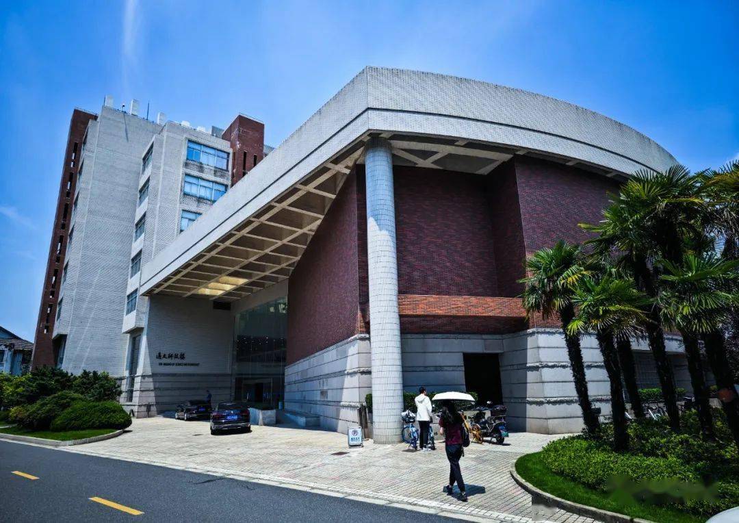 上海:复旦大学邯郸校区掠影_安徽_光华_合肥
