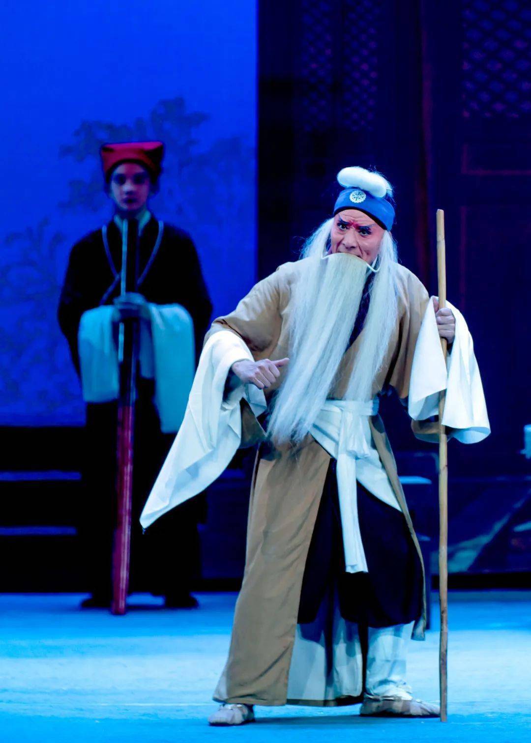 30北宋年间,陈世美得中状元,招为驸马后不认前妻秦香莲母子,反差韩琦