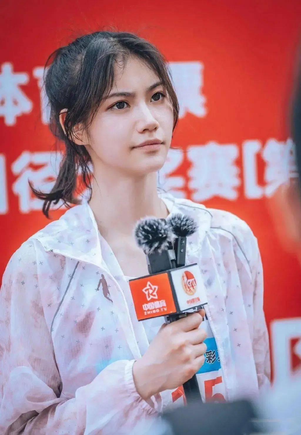 湖南邵阳姑娘夏思凝勇夺全国冠军_成绩_田径_女子
