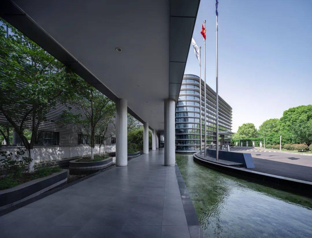 航亚科技总部办公楼 | 米丈建筑_吴清山_企业_车间