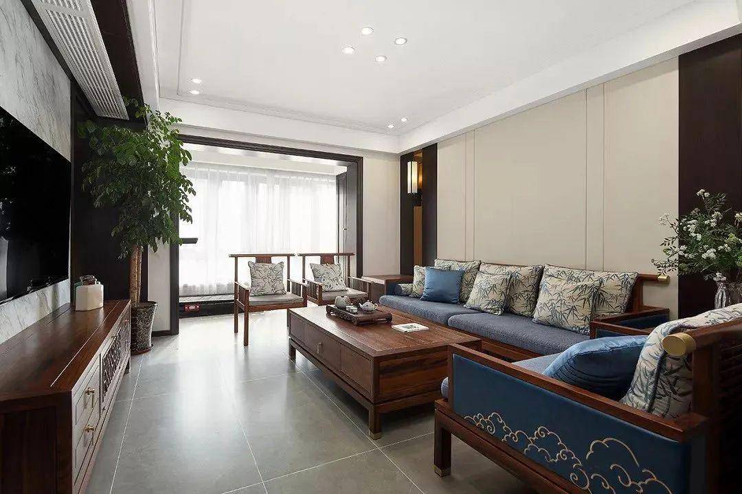 新中式户型:三居室面积:136㎡案例简介设计理念:这是一套新中式风格的