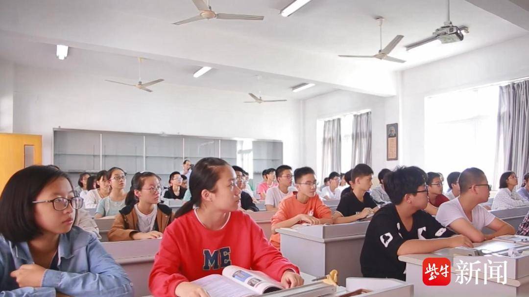 建设中国式现代化61苏州微故事|常熟市中学校长马宁:用科学的精神