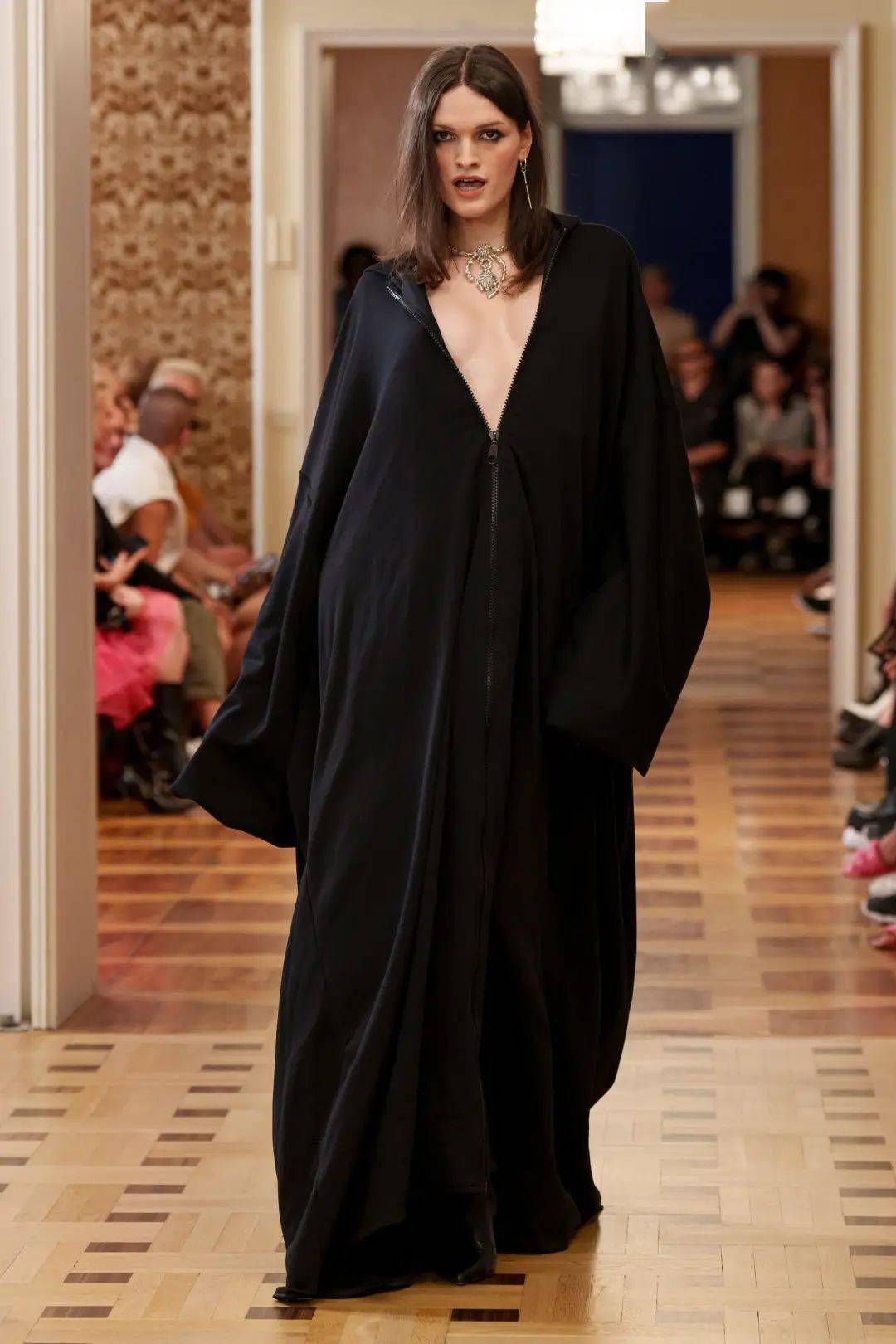 秀场| namilia 柏林 2024 春季时装秀