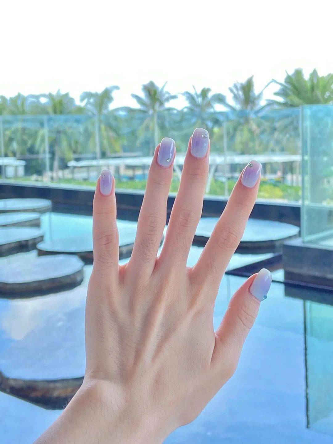 "出游季美甲"—美美出游靓爆朋友圈,集美们赶快做起来