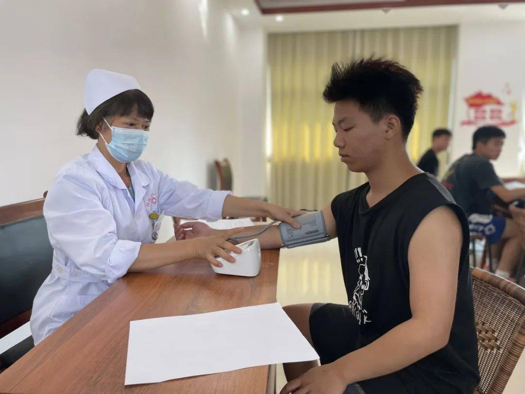 阳朔镇开展2023年秋季征兵初检工作_检查_青年_部队