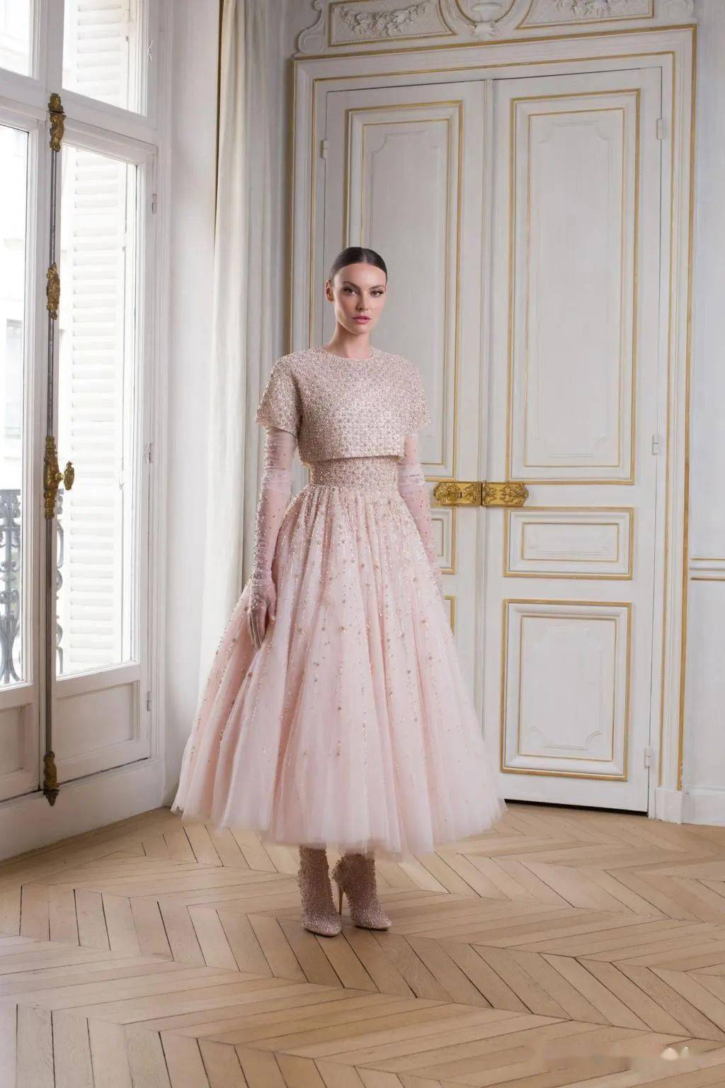 秀场| paolo sebastian 2023 秋季高级定制时装秀_趋势_星标_设计