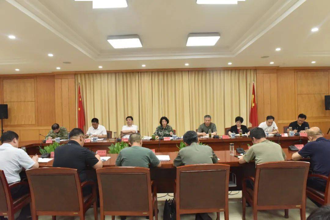 市领导郑传记,张志峰,钱丽霞,李亚林,陈宏伟,邢台军分区副司令员