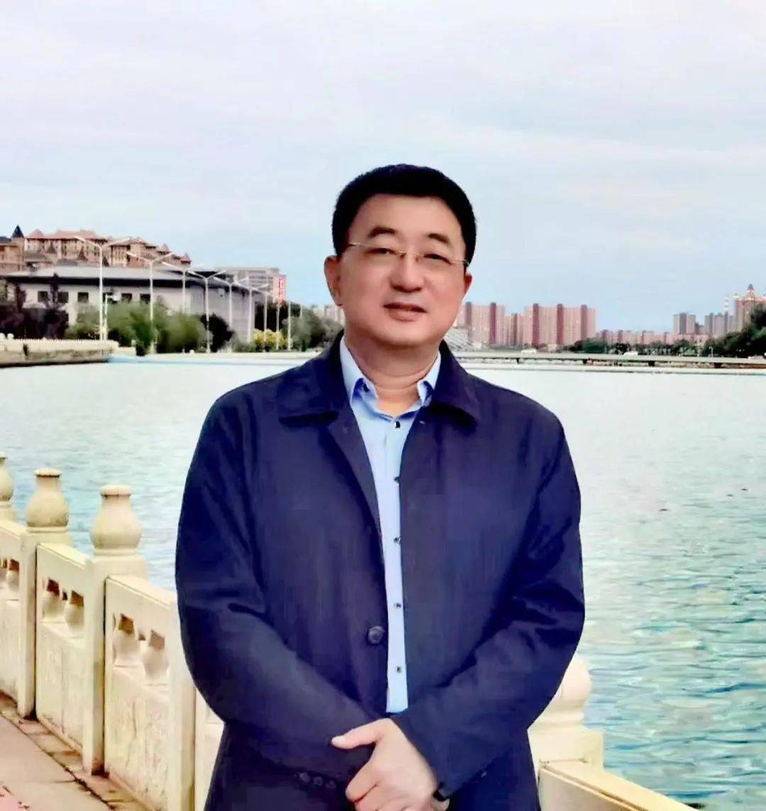 陈建忠,内蒙古自治区信访局党组成员,副局长.