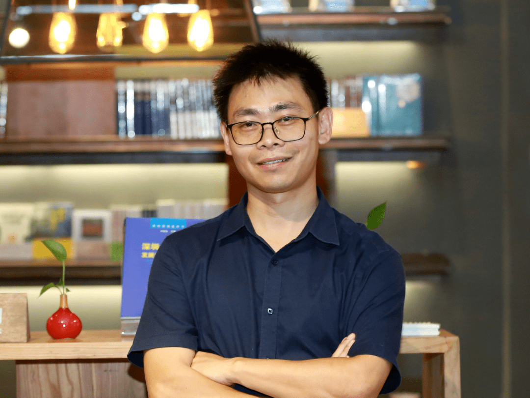 今日批评家 | 贺江：通向“地方”的文学批评_深圳_研究_作品
