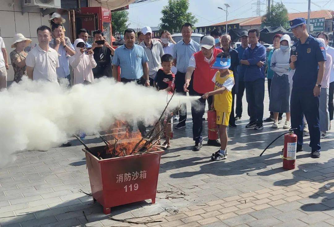 学到的应急知识和父母一起分享当天小学生王玺权回到家青铜峡市邵岗镇