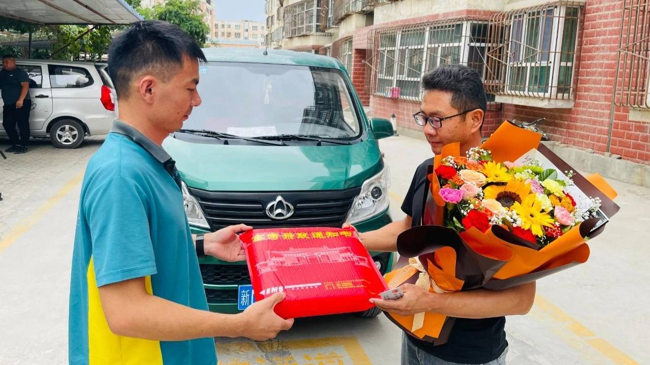 焉耆县考生高考录取通知书陆续送达_投递_罗志伟_嘉伟