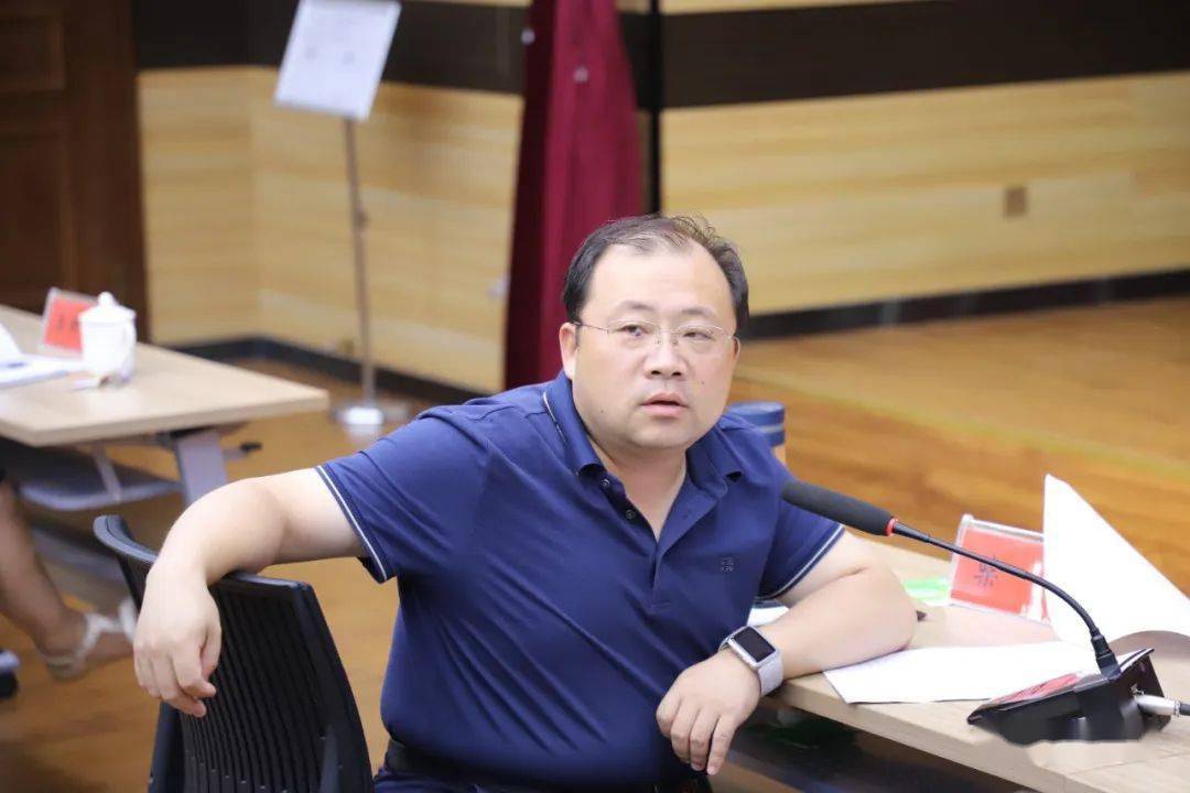 柴哲要求,要进一步提高政治站位,切实增强责任感,紧迫感,把问题整改