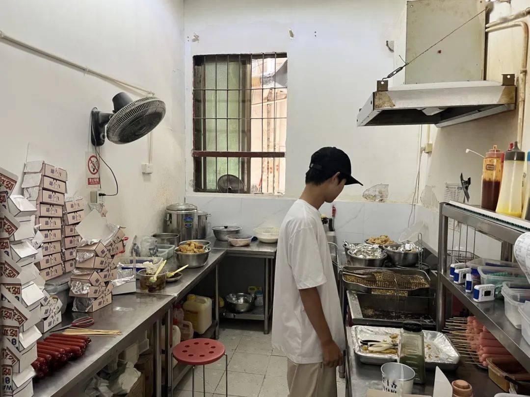 永康冷饮奶茶后厨检查出动!喜茶!鲜芋仙!dq!霸王茶姬