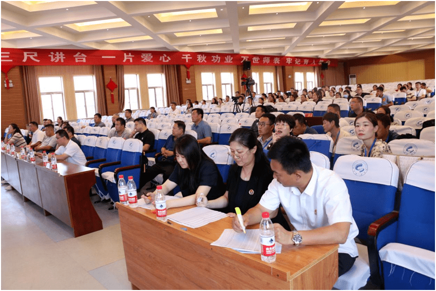 本次参加随机派位的学校有莘县明天中学,翰林学校,翔宇学校,慧园学校