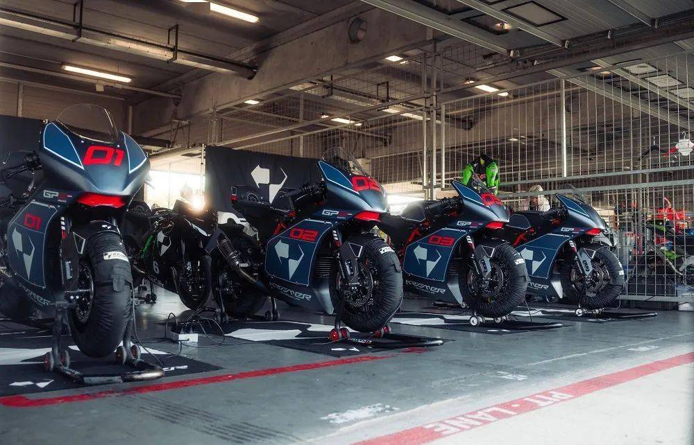 ktm 890仿赛版!比街车还凶!_搜狐汽车_搜狐网