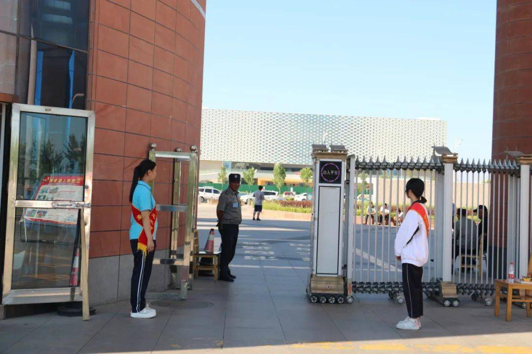 沙湾一中2023级新生报到暨军训动员大会顺利开展