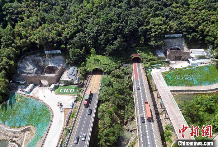 浙东大山深处的"隧道人":在崇山峻岭间挥洒汗水_项目_工作_周谷