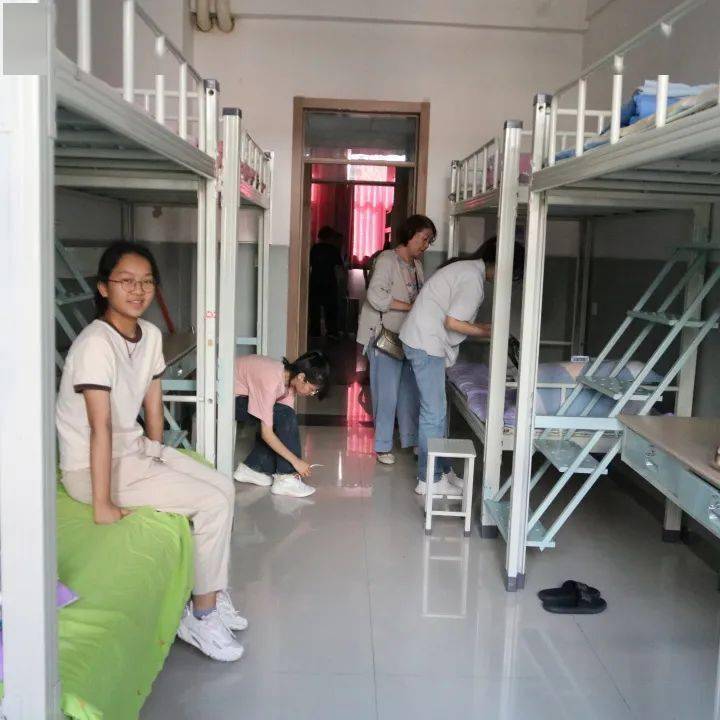 沙湾一中2023级新生报到暨军训动员大会顺利开展