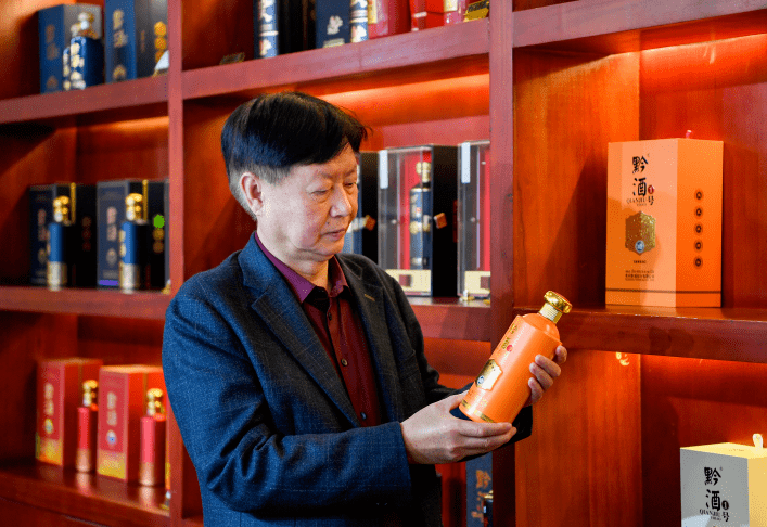 张方利代表:奋力为贵州酒业高质量发展贡献力量_仁怀市_乡巴佬_鲁班镇