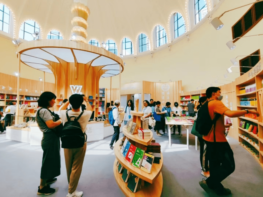 书展首日~看看现场的虹口元素_活动_上海_展厅