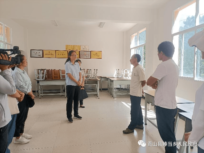 【党建引领促发展】 县委领导到捧当乡调研基层党建工作_群众_闪当村_李雪涛