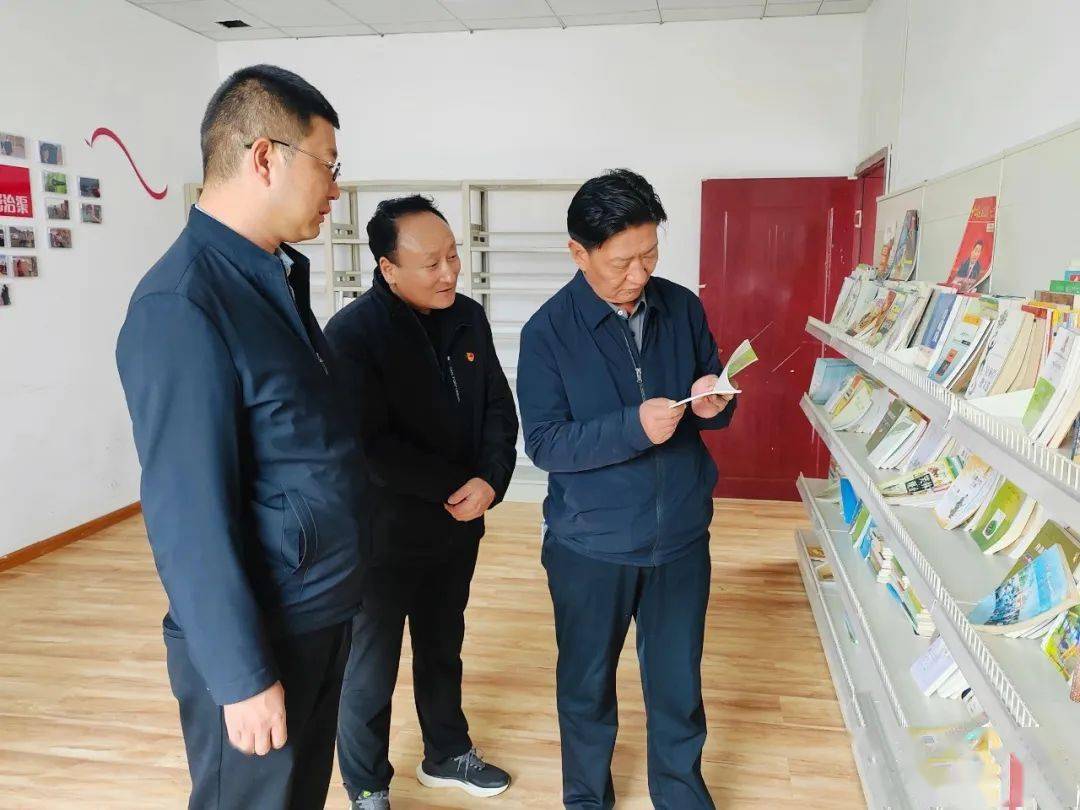 县委书记池永杰 县人大常委会主任文雅一行赴治渠乡开