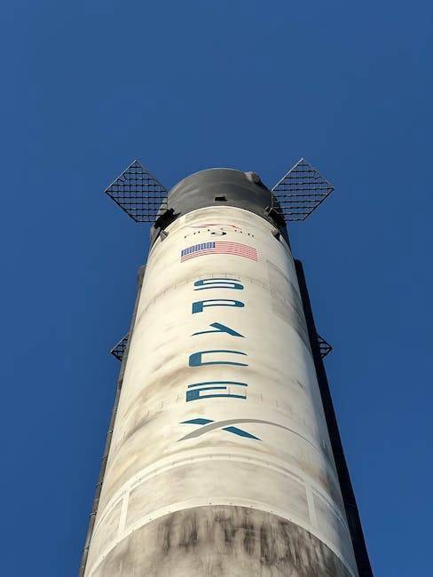 马斯克旗下spacex去年收入翻倍至46亿美元,今年q1首次实现盈利_人民币