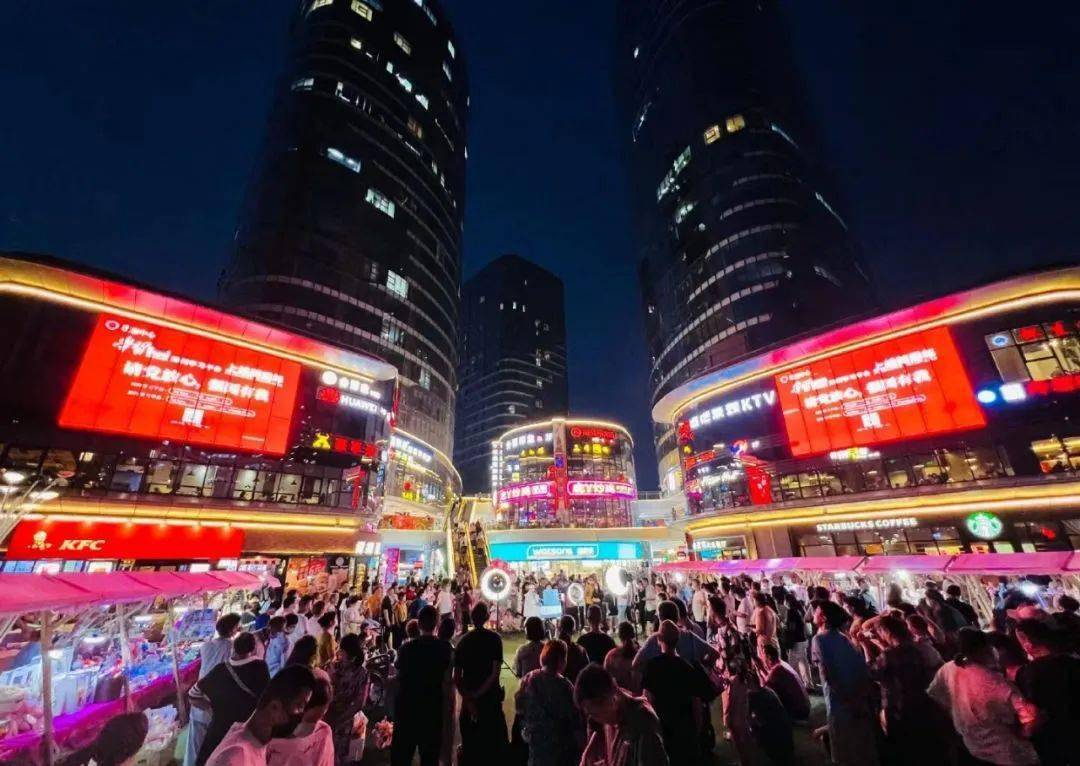 据统计,2023年1-6月,定位公园式家庭休闲娱乐体验中心的瀚海海尚mall