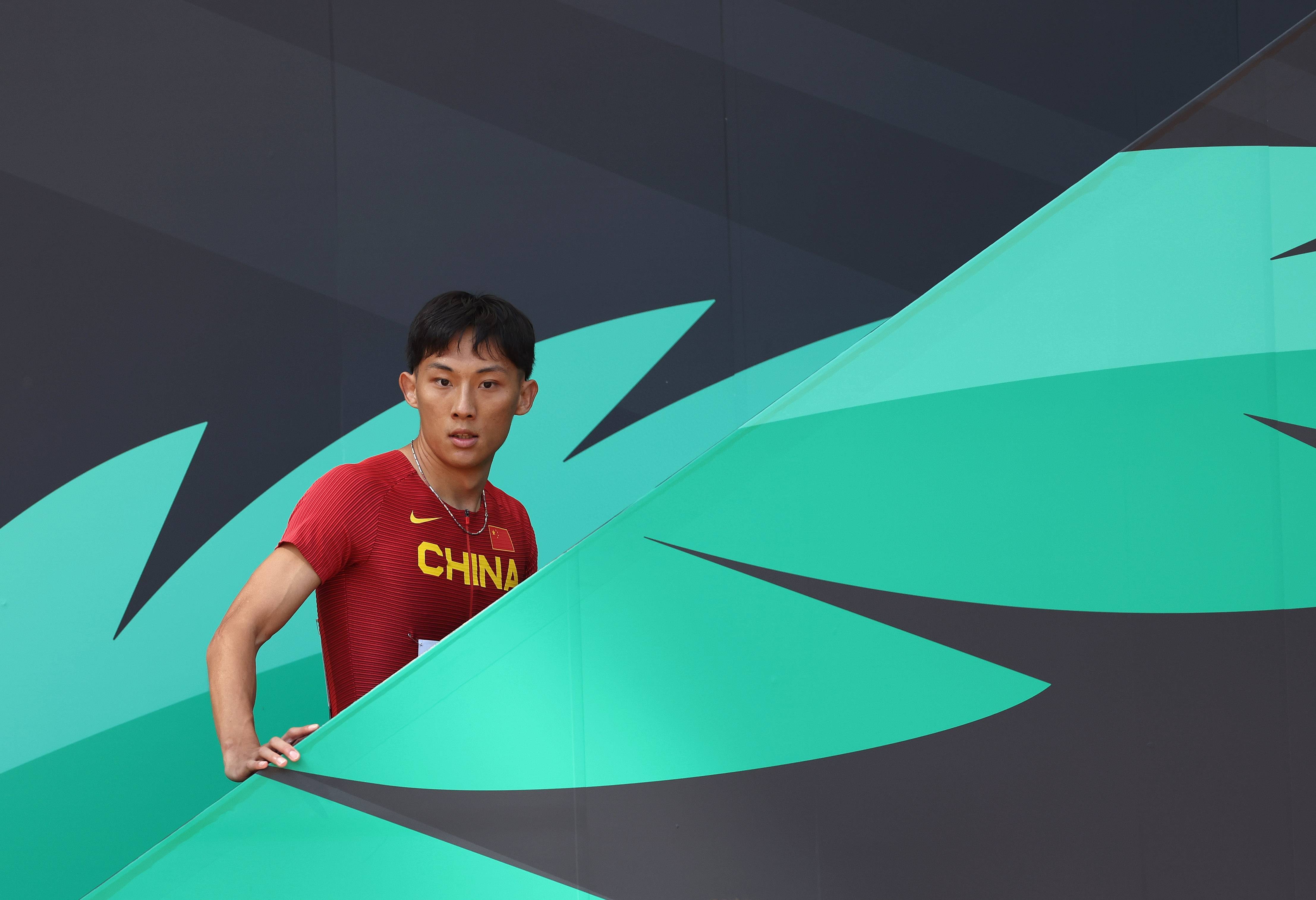 (田径世锦赛)男子400米栏第一轮:谢智宇晋级半决赛_比赛_新华社_孟