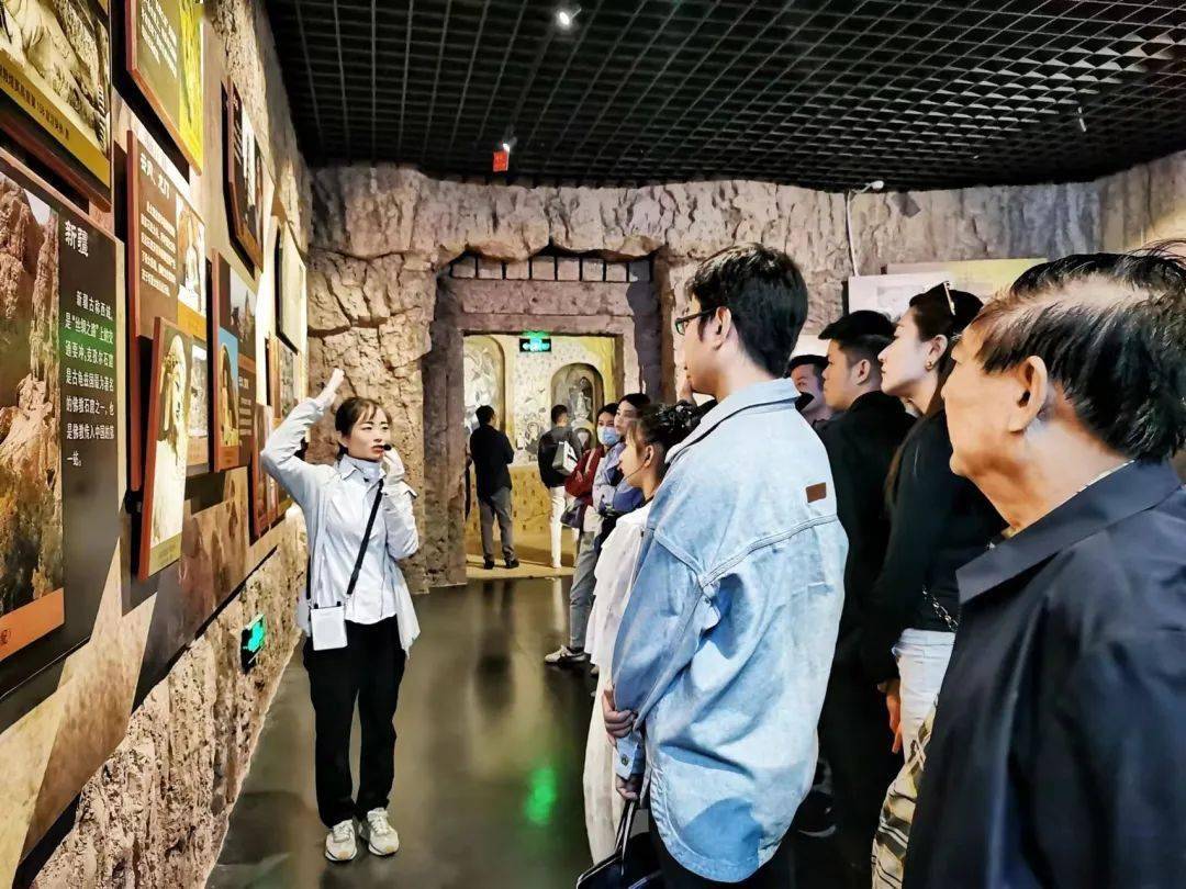 香港理工大学旅游与酒店管理专业硕士调研须弥山_景区_古丝绸之路