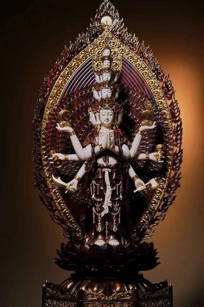 【巨匠严选】小叶紫檀×猛犸·千手观音造像